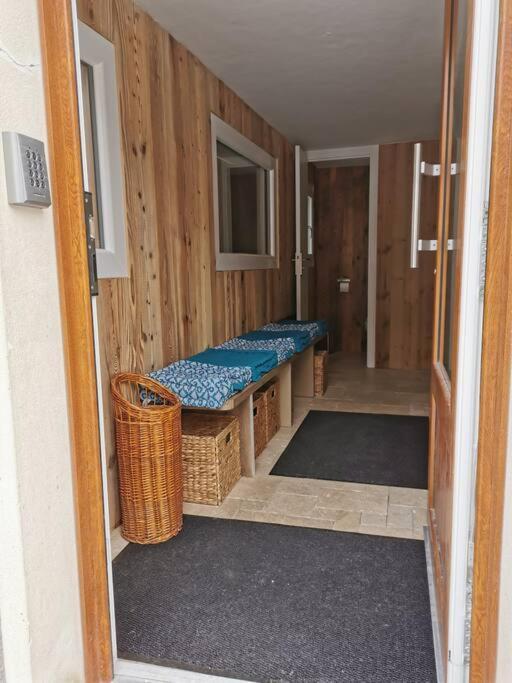 Gite 14 Pers Lesoursfanfarons Spacieux Chaleureux Bramans Extérieur photo